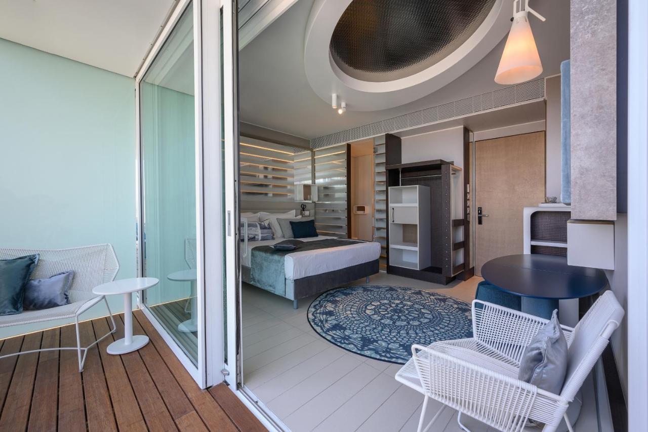Port Tower By Isrotel Design เทลอาวีฟ ภายนอก รูปภาพ