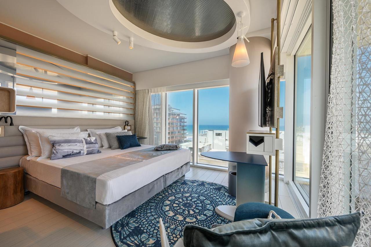 Port Tower By Isrotel Design เทลอาวีฟ ภายนอก รูปภาพ